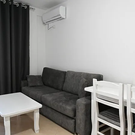 Vacation - Apartament Shëngjin