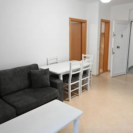 Apartament Vacation - *